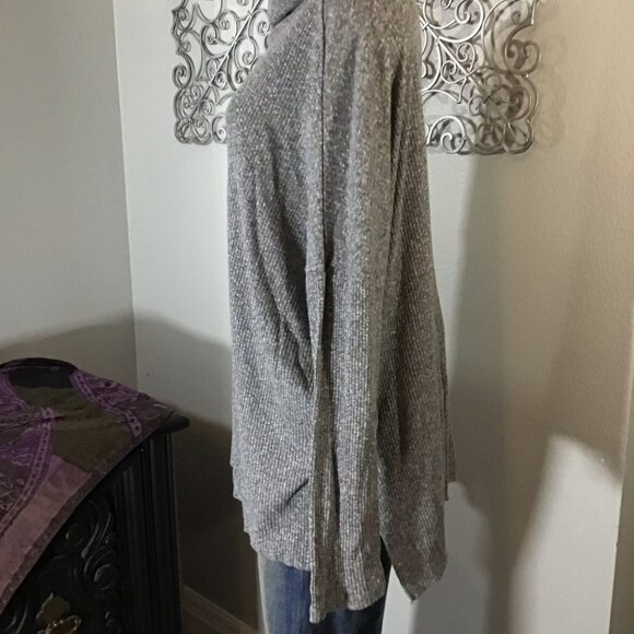 Abound Gray Knit Cowl Neck Top Dolman Style Long Sleeves Large NWOT - Picture 2 of 5